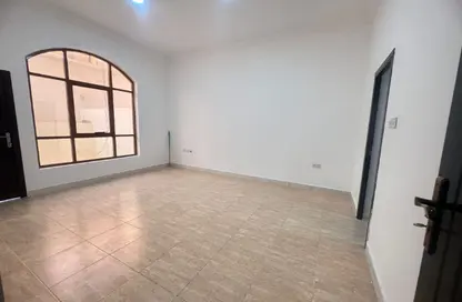 Apartment - 1 Bedroom - 1 Bathroom for rent in Shakhbout City - Abu Dhabi