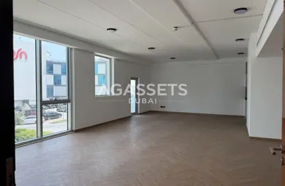 Office Space - Studio - 1 Bathroom for rent in The LOFT Office 2 - The LOFT Offices - Dubai Media City - Dubai