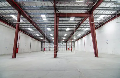 Warehouse - Studio for rent in Phase 2 - Dubai Investment Park (DIP) - Dubai