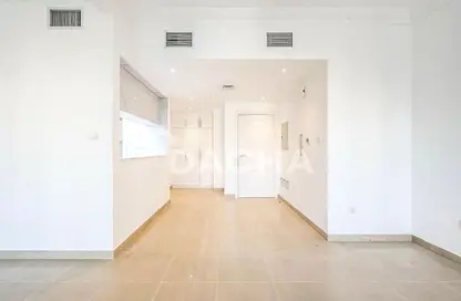 Apartment - 2 Bedrooms - 3 Bathrooms for sale in Manchester Tower - Dubai Marina - Dubai