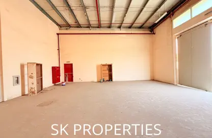 Warehouse - Studio - 1 Bathroom for rent in Al Sajaa Industrial - Al Sajaa - Sharjah