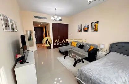 Apartment - Studio - 1 Bathroom for rent in Roxana Residence D - Roxana Residences - Jumeirah Village Circle - Dubai