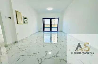 شقة - غرفة نوم - 2 حمامات للايجار في بناية الأمير - ارجان - دبي