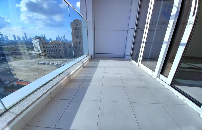 Apartment for Rent in Al Jaddaf Spacious/1BHK/ Apartment/ Big Balcony