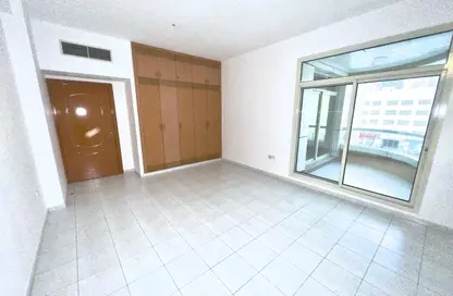 Apartment - 3 Bedrooms - 4 Bathrooms for rent in Al Rashidiya Towers - Al Rashidiya - Ajman Downtown - Ajman