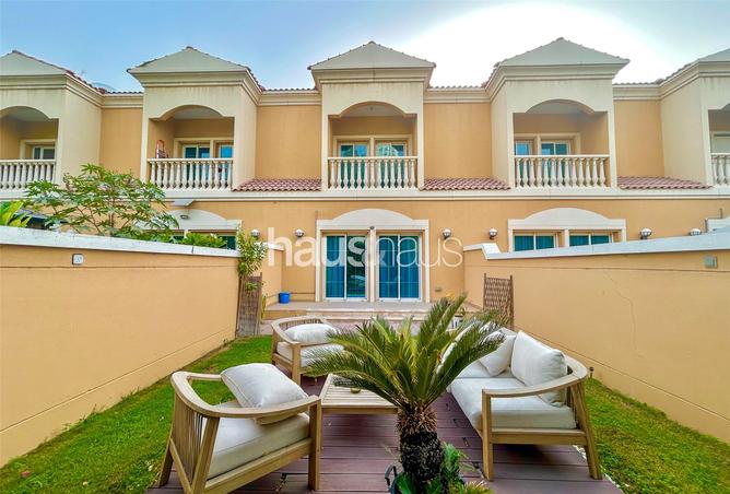 Townhouse - 1 Bedroom - 2 Bathrooms for rent in Mediterranean Villas - Jumeirah Village Triangle - Dubai