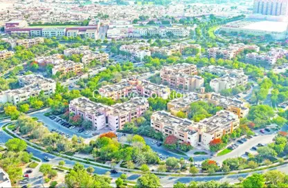 شقة - 2 غرف نوم - 2 حمامات للايجار في مباني الحدائق - الحدائق - دبي