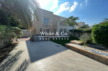Outdoor House image for: Villa - 3 Bedrooms - 4 Bathrooms for rent in Springs 12 - The Springs - Dubai, Image 1