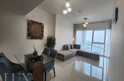 Living / Dining Room image for: Apartment - 2 Bedrooms - 3 Bathrooms for rent in Damac Heights - Dubai Marina - Dubai, Image 1