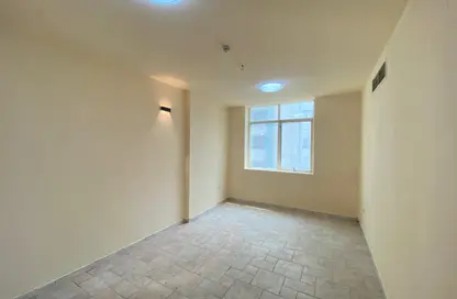 Apartment - 1 Bedroom - 1 Bathroom for rent in DoubleTree by Hilton Sharjah Waterfront Hotel  and  Residences - Al Majaz 2 - Al Majaz - Sharjah