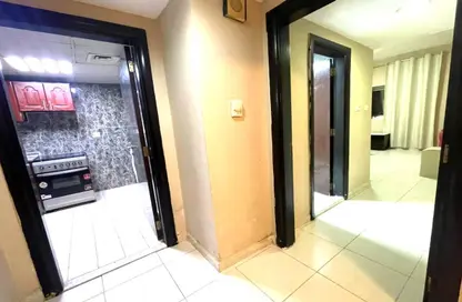 شقة - غرفة نوم - 1 حمام للايجار في مساكن كورنيش عجمان - كورنيش عجمان - عجمان