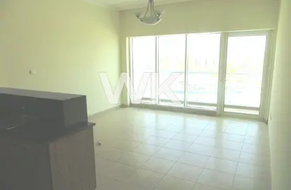 Apartment - Studio - 1 Bathroom for sale in Burj Al Nujoom - Downtown Dubai - Dubai