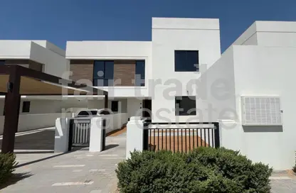 Villa - 5 Bedrooms - 6 Bathrooms for rent in Noya Luma - Noya - Yas Island - Abu Dhabi