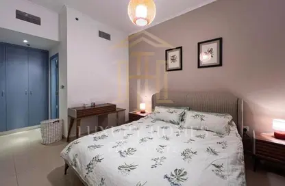 Room / Bedroom image for: Apartment - 1 Bedroom - 2 Bathrooms for sale in DEC Tower 2 - DEC Towers - Dubai Marina - Dubai, Image 1