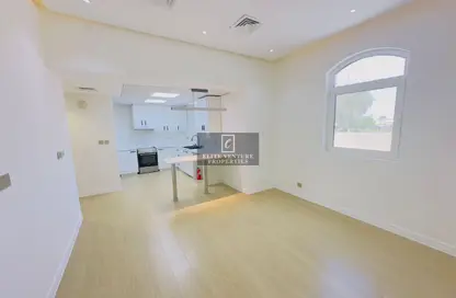 Apartment - 1 Bedroom - 2 Bathrooms for rent in Easton Court - Motor City - Dubai