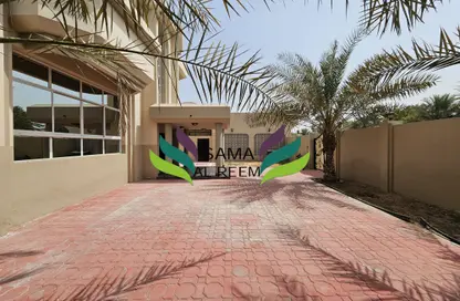 Villa - 4 Bedrooms - 5 Bathrooms for rent in API Jumeirah Villas - Jumeirah 1 - Jumeirah - Dubai