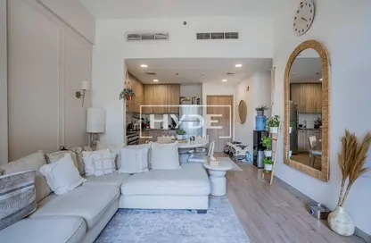 Apartment - 2 Bedrooms - 2 Bathrooms for sale in Parkviews - Town Square - Dubai