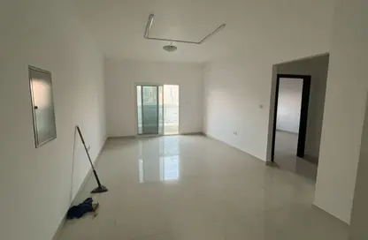 Apartment - 1 Bedroom - 2 Bathrooms for rent in Al Rashidiya Towers - Al Rashidiya - Ajman Downtown - Ajman