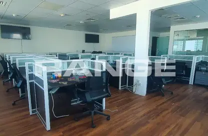مكتب - استوديو - 1 حمام للايجار في خليج آيريس - الخليج التجاري - دبي