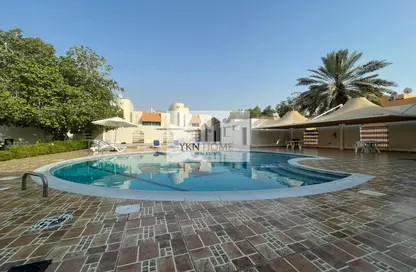 Villa - 4 Bedrooms - 4 Bathrooms for rent in Al Karamah - Abu Dhabi