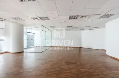 Empty Room image for: Office Space - Studio for rent in Shatha Tower - Dubai Media City - Dubai, Image 1