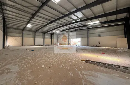 Factory - Studio - 4 Bathrooms for rent in Al Sajaa S - Al Sajaa - Sharjah