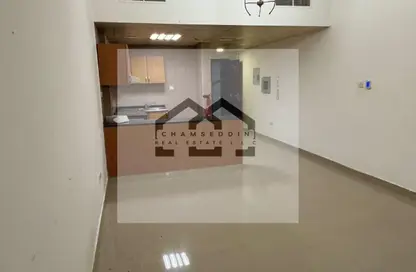 شقة - غرفة نوم - 2 حمامات للبيع في سيتي تاور - النعيمية - عجمان