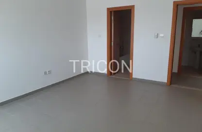 Apartment - Studio - 1 Bathroom for rent in Dubai Land Residence Complex - Dubai