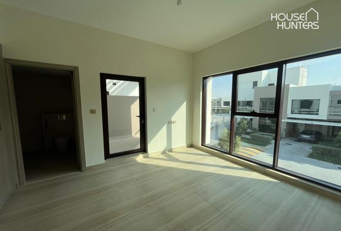 15715001 - Property Image 3