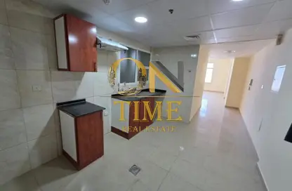 Apartment - Studio - 1 Bathroom for rent in Al Rashidiya Towers - Al Rashidiya - Ajman Downtown - Ajman
