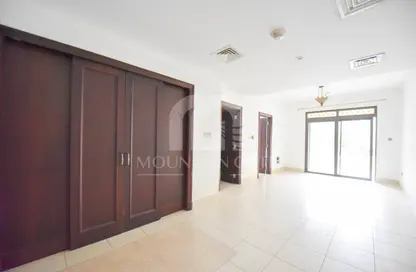 Apartment - 1 Bedroom - 2 Bathrooms for rent in Yansoon 6 - Yansoon - Old Town - Dubai