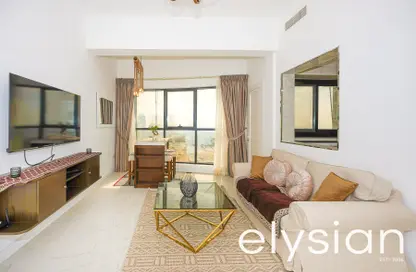 صورة لـ غرفة المعيشة شقة - غرفة نوم - 2 حمامات للايجار في برج إسكان - دبي مارينا - دبي ، صورة رقم 1