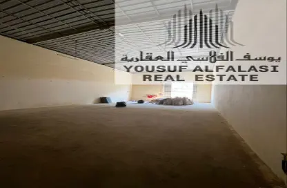 Warehouse - Studio - 4 Bathrooms for rent in Umm Al Thuoob - Umm Al Quwain