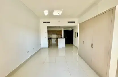 Apartment - Studio - 1 Bathroom for rent in Spanish Andalusian - Canal Residence - Dubai Sports City - Dubai