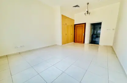 Apartment - 1 Bedroom - 2 Bathrooms for rent in Al Mamzar Building - Al Mamzar - Deira - Dubai
