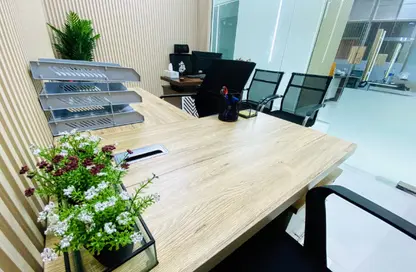 Office Space - Studio - 1 Bathroom for rent in Red Avenue - Al Garhoud - Dubai