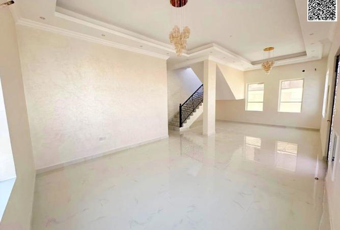 16081608 - Property Image 3