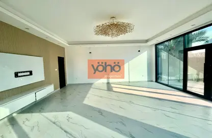 Villa - 6 Bedrooms - 6 Bathrooms for rent in Jumeirah 2 Villas - Jumeirah 2 - Jumeirah - Dubai