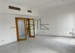 Apartment - 3 bedrooms - 3 bathrooms for rent in Lafzaeyya Tower - Khalifa Street - Abu Dhabi