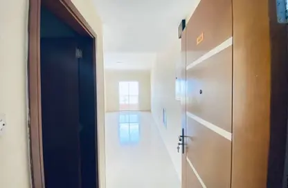 Apartment - 3 Bedrooms - 3 Bathrooms for rent in Al Nafoora 1 building - Al Rawda 2 - Al Rawda - Ajman