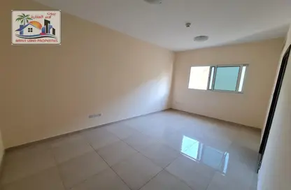 شقة - غرفة نوم - 2 حمامات للايجار في برج الملكة - القصباء - الشارقة