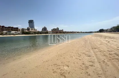 Villa - 4 Bedrooms - 6 Bathrooms for rent in Garden Homes Frond O - Garden Homes - Palm Jumeirah - Dubai Villa - 4 Bedrooms - 6 Bathrooms for rent in Garden Homes Frond O - Garden Homes - Palm Jumeirah - Dubai