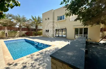 Villa - 4 Bedrooms - 5 Bathrooms for rent in Meadows 2 - Meadows - Dubai