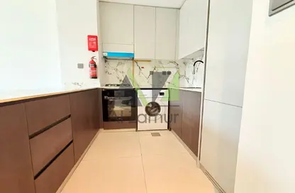 شقة - غرفة نوم - 2 حمامات للايجار في الأمل تاور - مدينة دبي الرياضية - دبي