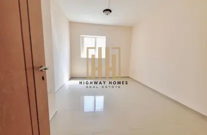 Apartment - 1 Bedroom - 2 Bathrooms for rent in Muwaileh 3 Building - Muwaileh - Sharjah