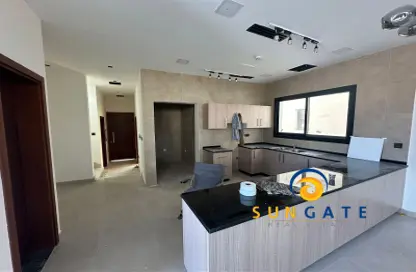 Kitchen image for: Villa - 4 Bedrooms - 5 Bathrooms for sale in East Village - Al Furjan - Dubai, Image 1