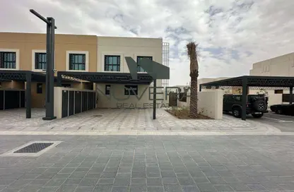 فيلا - 5 غرف نوم - 6 حمامات للبيع في مدينة الشارقة المستدامة - الشارقة