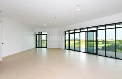 Apartment - 3 Bedrooms - 4 Bathrooms for sale in Vida Residence 2 - Vida Residence - The Hills - Dubai