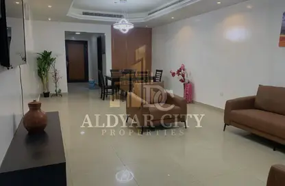شقة - 4 غرف نوم - 4 حمامات للبيع في برج الكورنيش - طريق كورنيش عجمان - عجمان