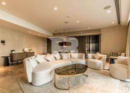 صورةغرفة المعيشة لـ: النزل و الشقق الفندقية - 3 غرف نوم - 4 حمامات للكراء في فايسروي - نخلة الجميرا - دبي, صورة 1